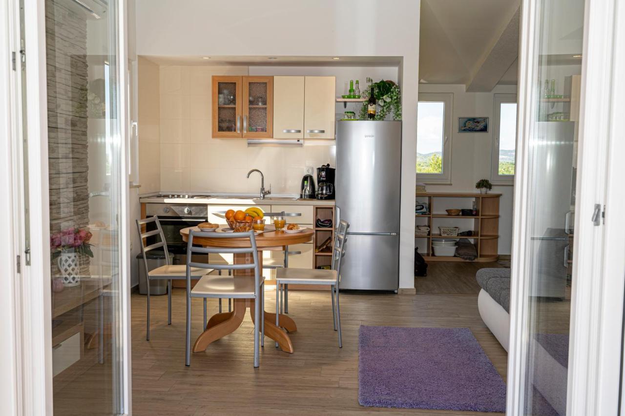 Seaview & Balcony Apartment Petra 야드리야 외부 사진
